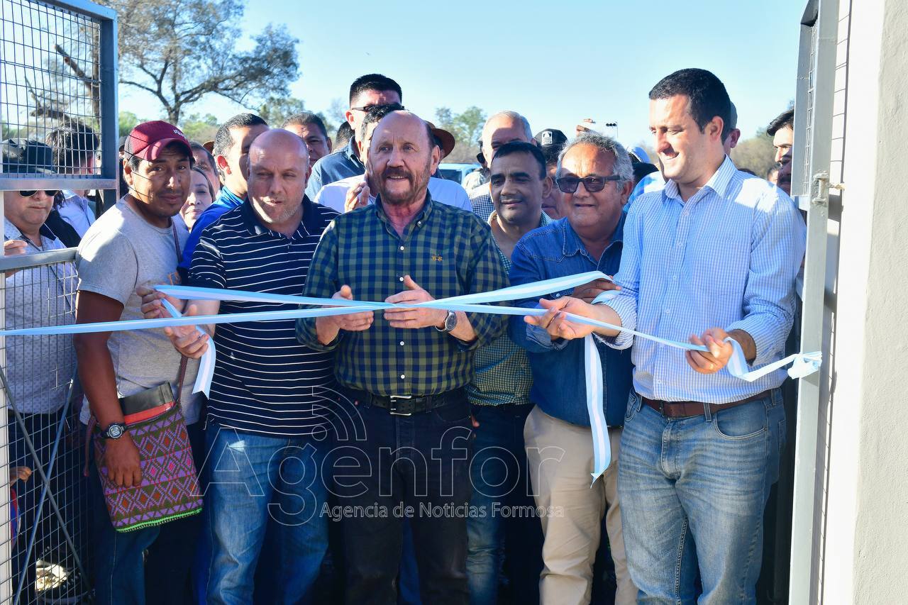 Insfrán habilitó la Ruta Provincial N° 40 en El Chorro y un centro de salud en Teniente Fraga