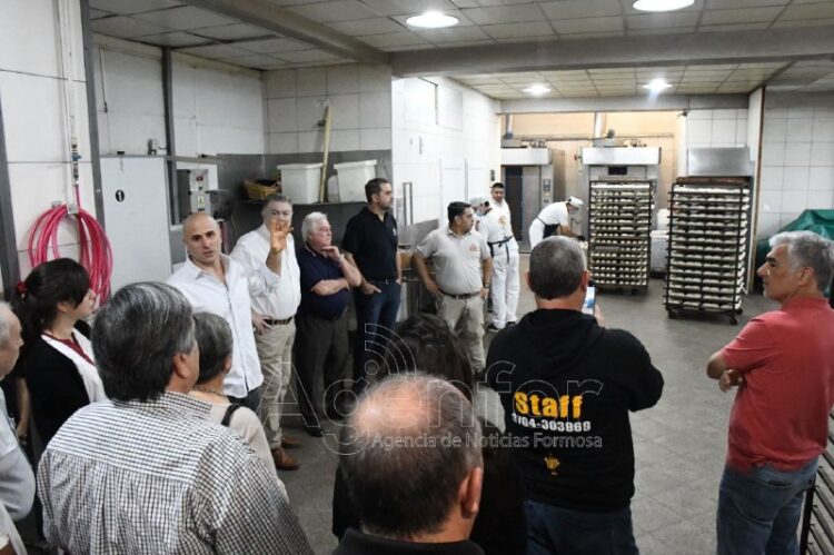 Empresarios e industriales recorrieron planta de “Pan de Casa”