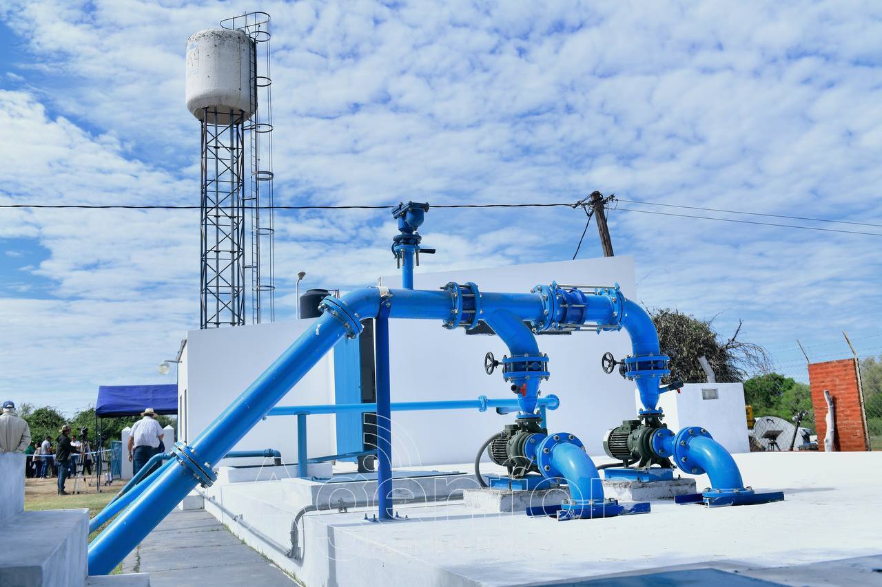 Vargas Yegros brindó detalles de los acueductos en Pozo de Maza y pidió “cuidarlos entre todos”