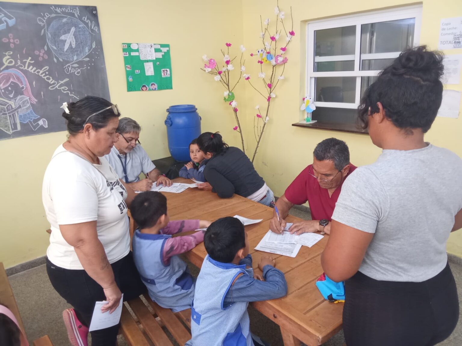 El Gobierno de Formosa sigue acercando salud a las escuelas