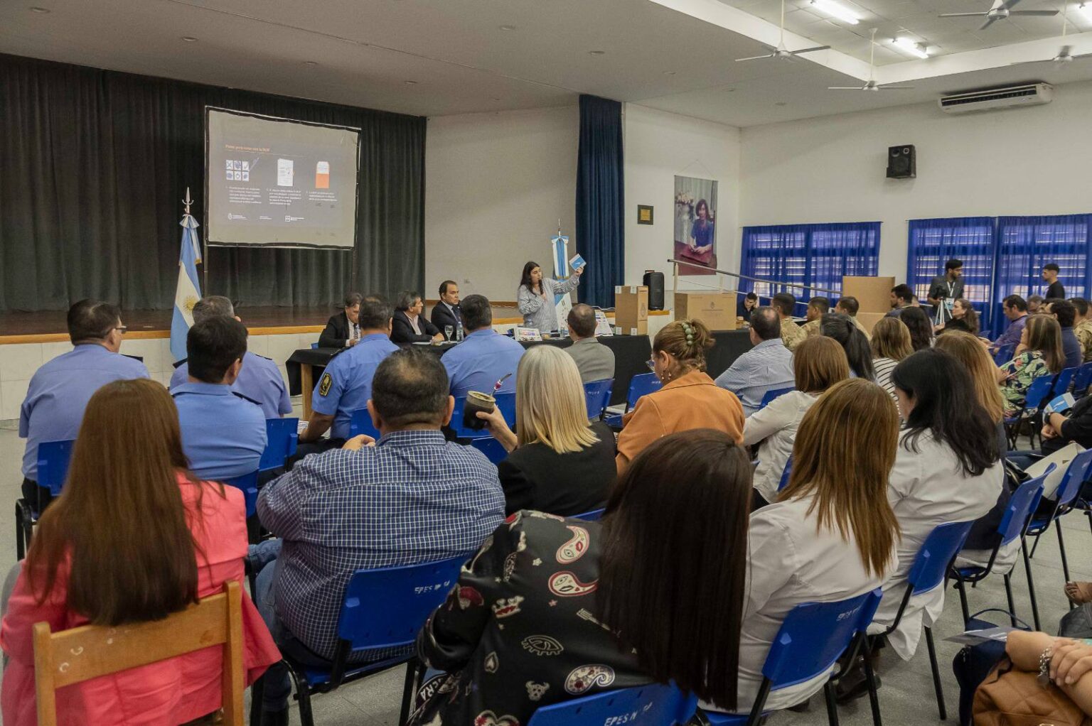 Autoridades de la Dirección Nacional Electoral brindaron una capacitación sobre la Boleta Única Papel