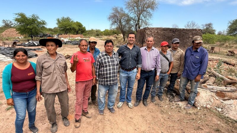 El Gobierno provincial puso en funcionamiento en Las Lomitas nuevo sistema de bombeo de agua para ladrilleros