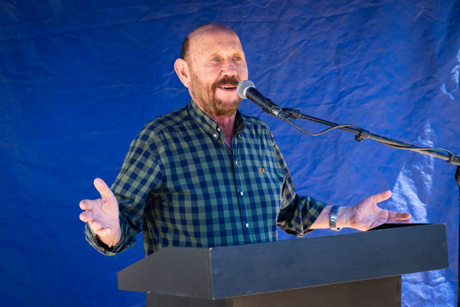 Insfrán: “A los Gobiernos se los mide por los hechos, porque mejor que decir es hacer”