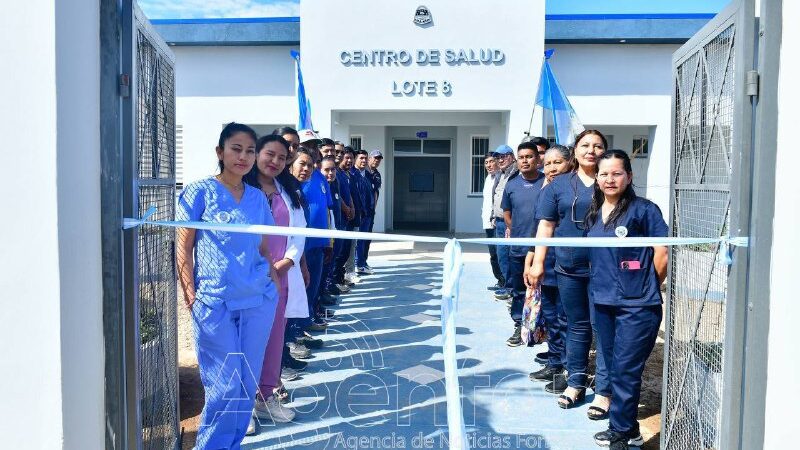 El gobernador Insfrán habilitó el centro de salud de Lote 8 y anunció la creación de la EPES EIB N° 13