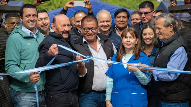 Insfrán inauguró el centro de salud de María Cristina
