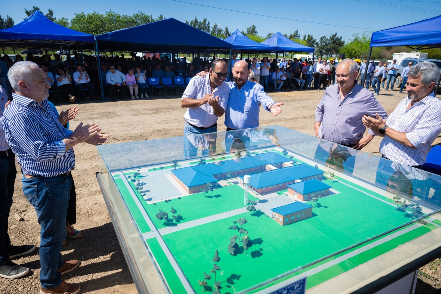Laguna Naineck: “El nuevo hospital va a cumplir una función primordial para la localidad”