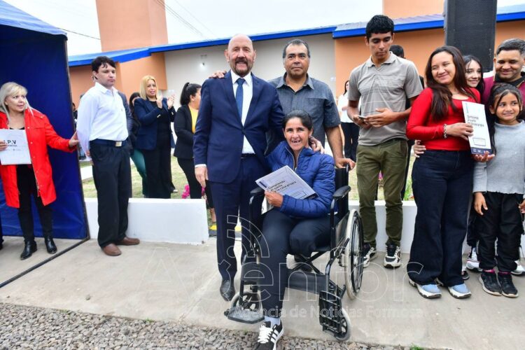 Veinte familias de Misión Laishí cumplieron el sueño de la casa propia