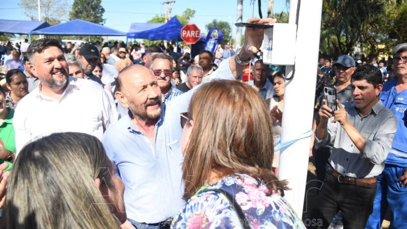 El Gobernador culminó la jornada de inauguraciones en Riacho He Hé con la habilitación de diversas obras