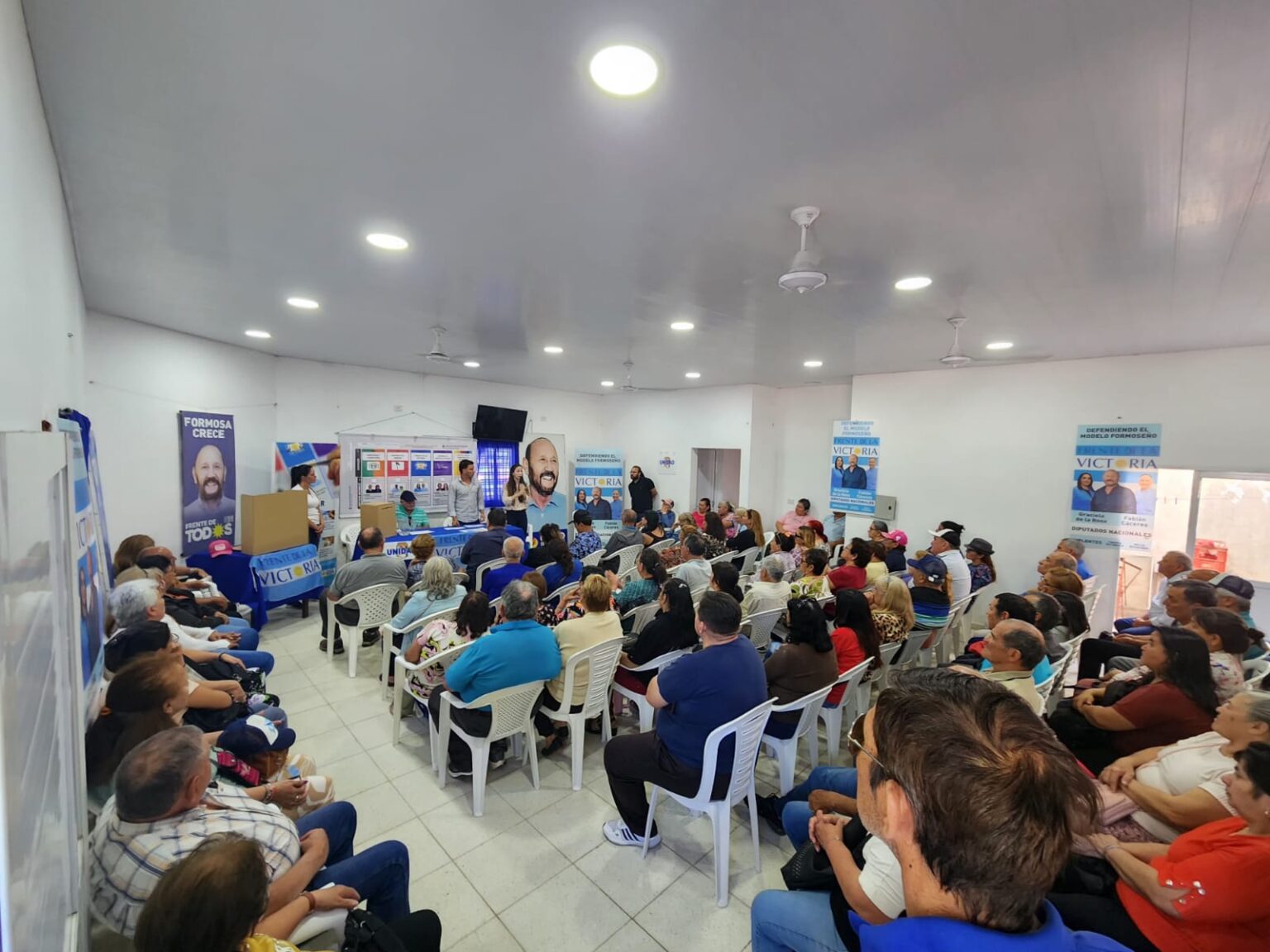 Elecciones nacionales: Jubilados del barrio Itatí recibieron una charla sobre la BUP