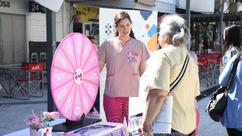 A través de una “ruleta didáctica”, el Centro de Medicina Nuclear y Radioterapia concientizó sobre el cáncer de mama