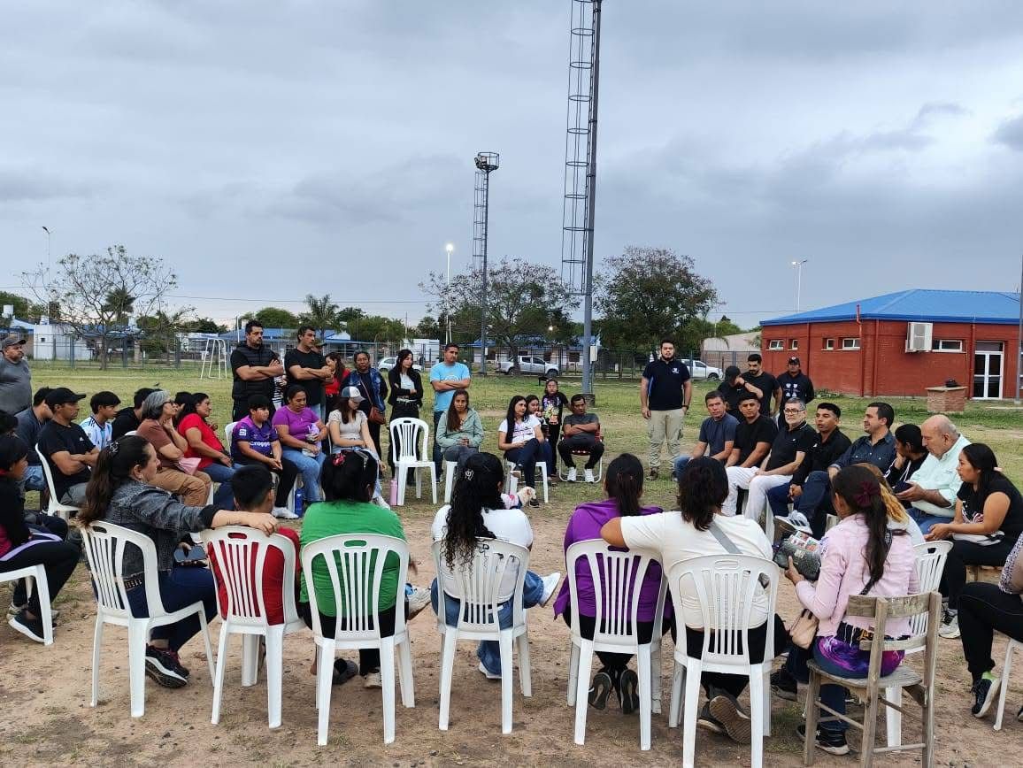 En Las Lomitas, el Vicegobernador valoró el importante rol social de los clubes barriales