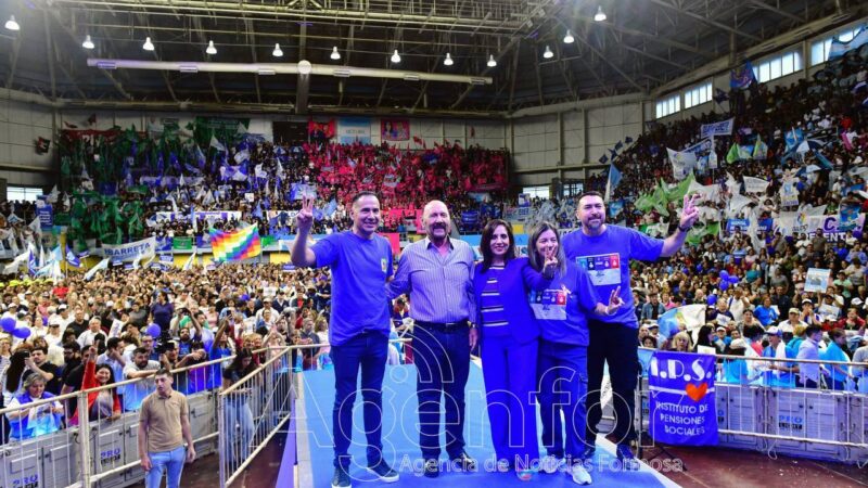 Insfrán: “El domingo defendamos la Patria”