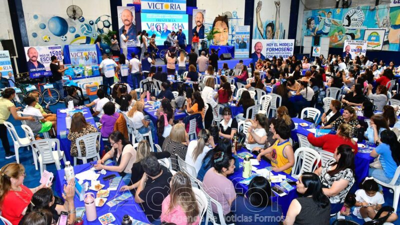 Candidatos del FdV compartieron un encuentro con más de 300 docentes del Nivel Inicial
