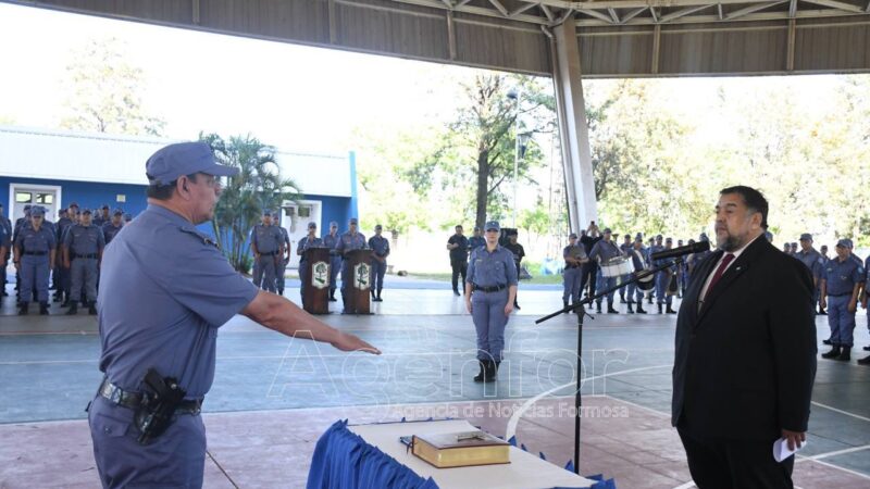 Autoridades policiales juraron la nueva Constitución Provincial