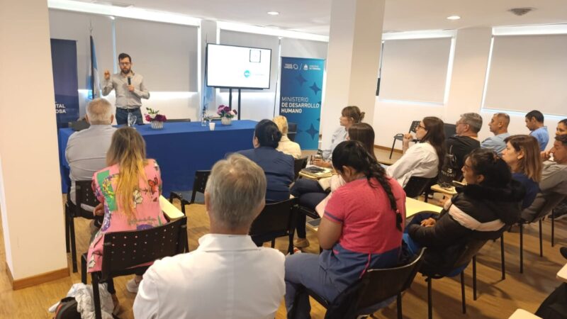 Campaña de prevención del cáncer de piel: El HIEF brindó una capacitación sobre un novedoso tratamiento