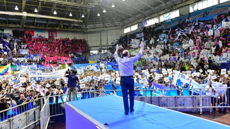 Insfrán evocó el Día de la Militancia