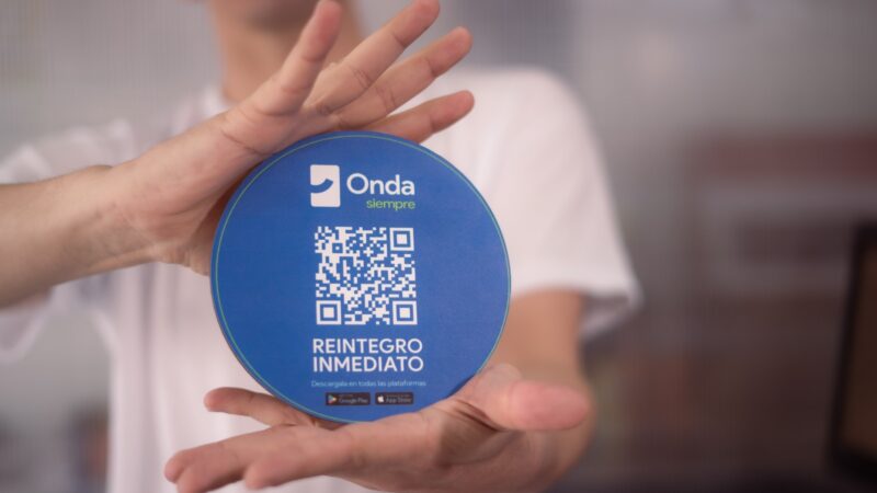 Lunes, Martes y Miércoles en comercios adheridos