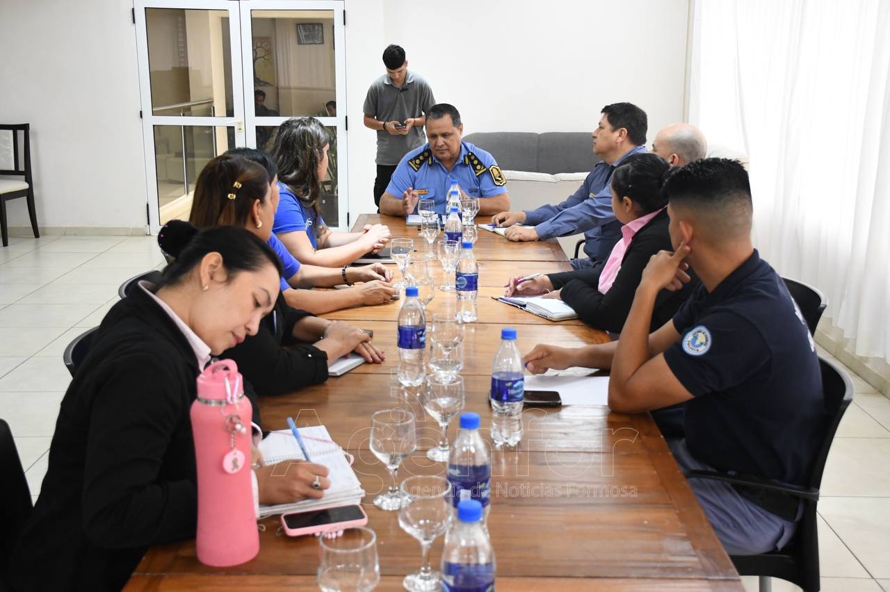 Coordinan acciones para dar cumplimiento a la ordenanza de “Pirotecnia Cero”