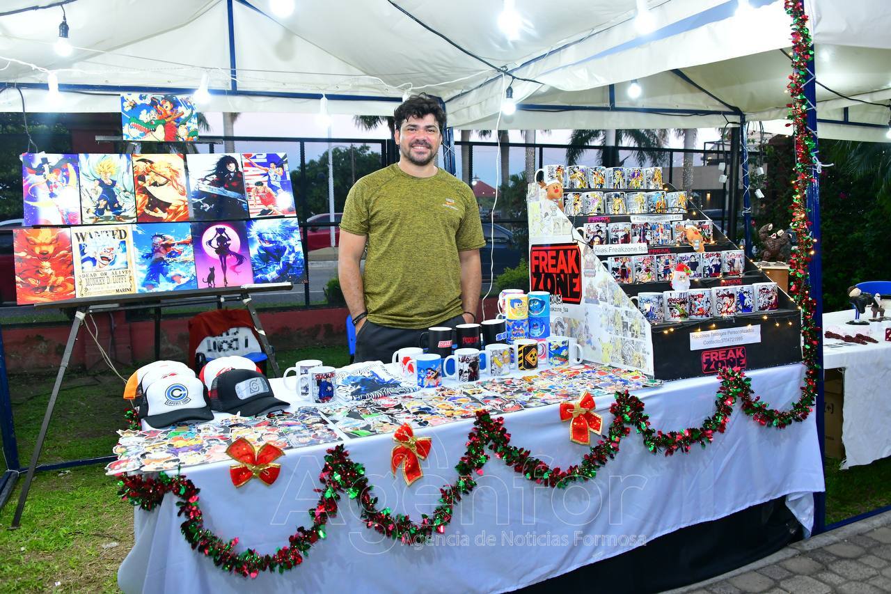 “Todo para tu Navidad” en el Mercado Comunitario de Emprendedores en el Galpón G