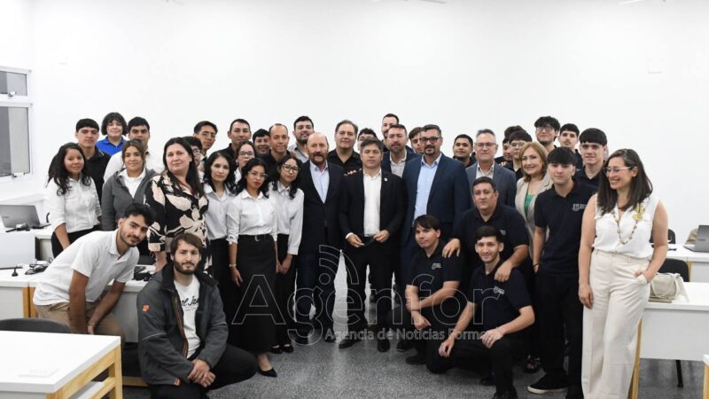 El gobernador Kicillof visitó el CEMENURK, el Politécnico y la Planta de Biosiderurgia