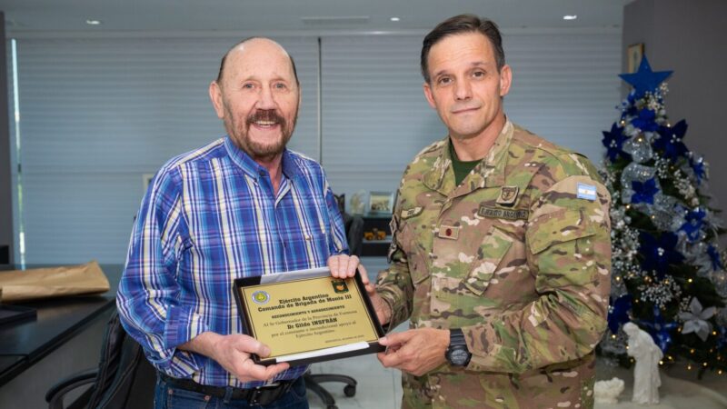 El gobernador Insfrán se reunió con autoridades del Ejército Argentino en Formosa