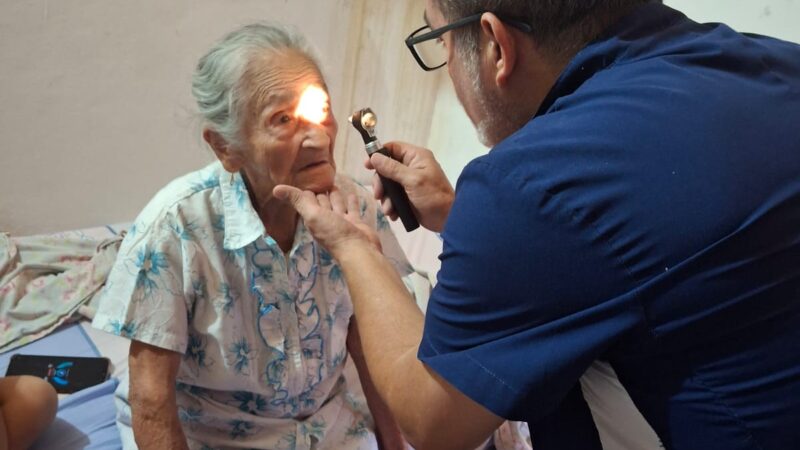 El centro de salud “Juan Pablo II” de Clorinda sigue con las visitas a los pacientes que requieren de atención domiciliaria