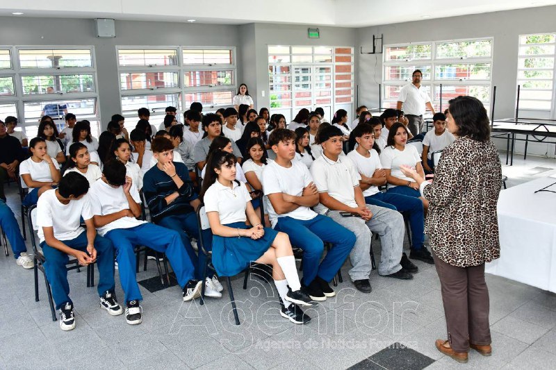 Un taller de reflexión del Día Nacional de la Memoria por la Verdad y la Justicia se desarrolló en la EPES N° 91