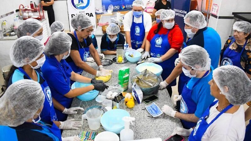 En la Escuela Especial N° 1 elaboraron roscas de Pascuas en jornada especial organizada por el PAIPPA