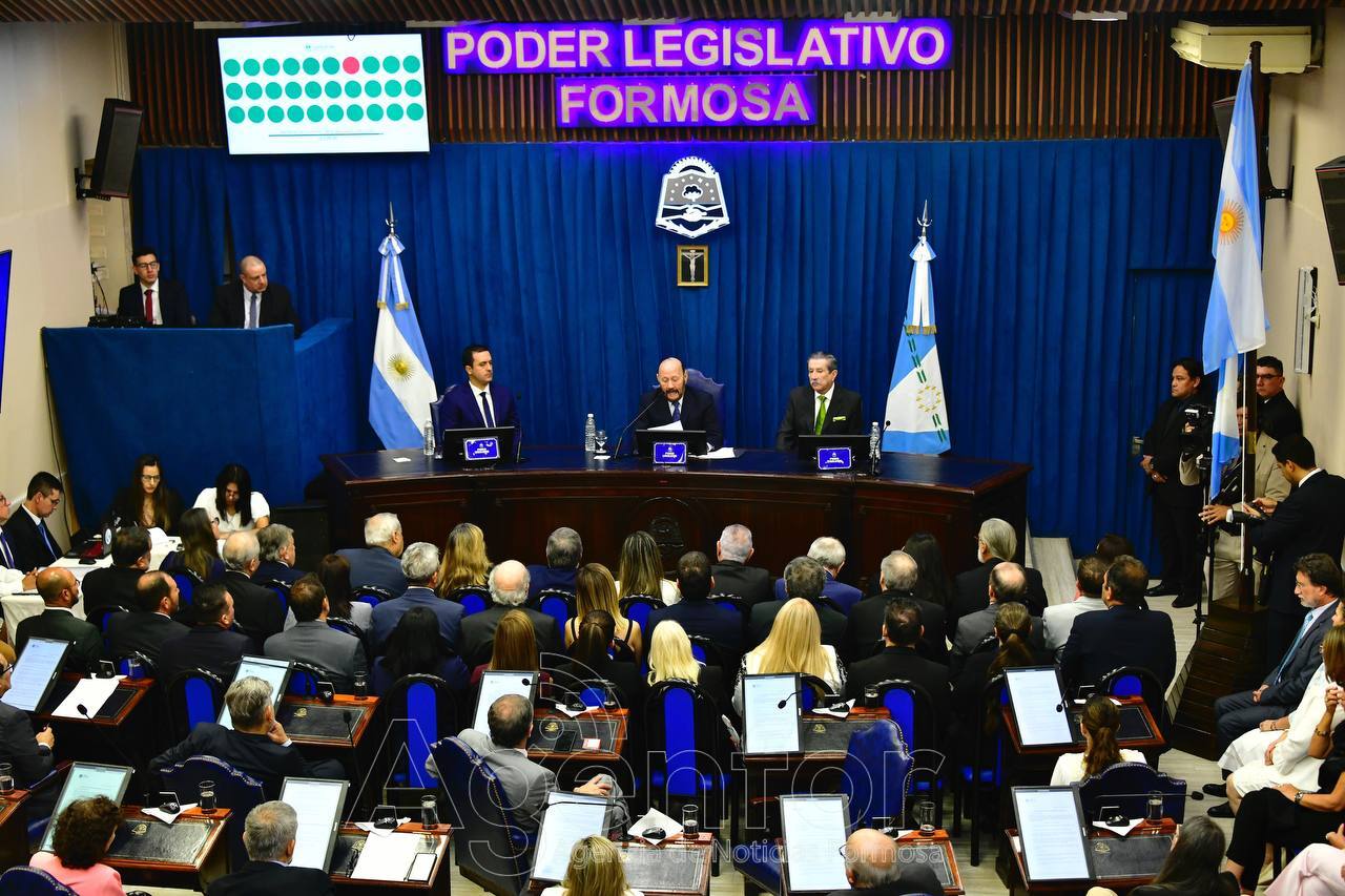 El gobernador Insfrán abrió las sesiones ordinarias de la Legislatura