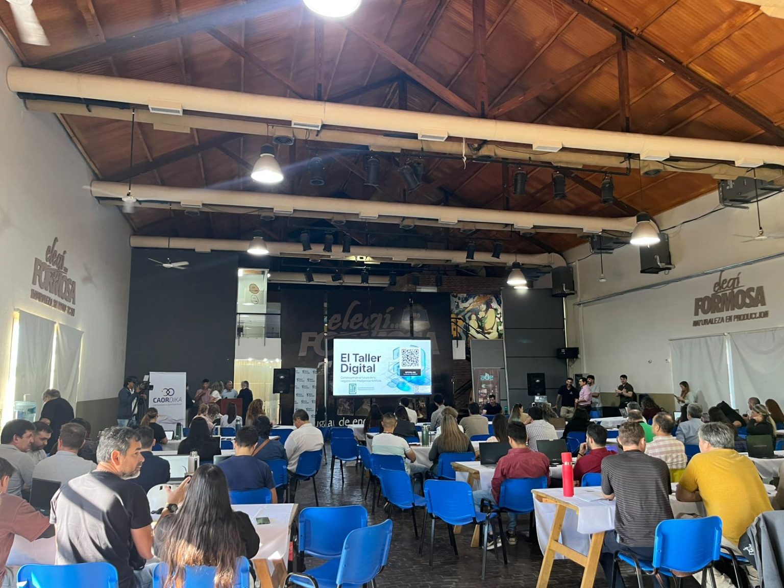 Con gran participación, inició el curso de Inteligencia Artificial aplicada a las pymes y emprendedores