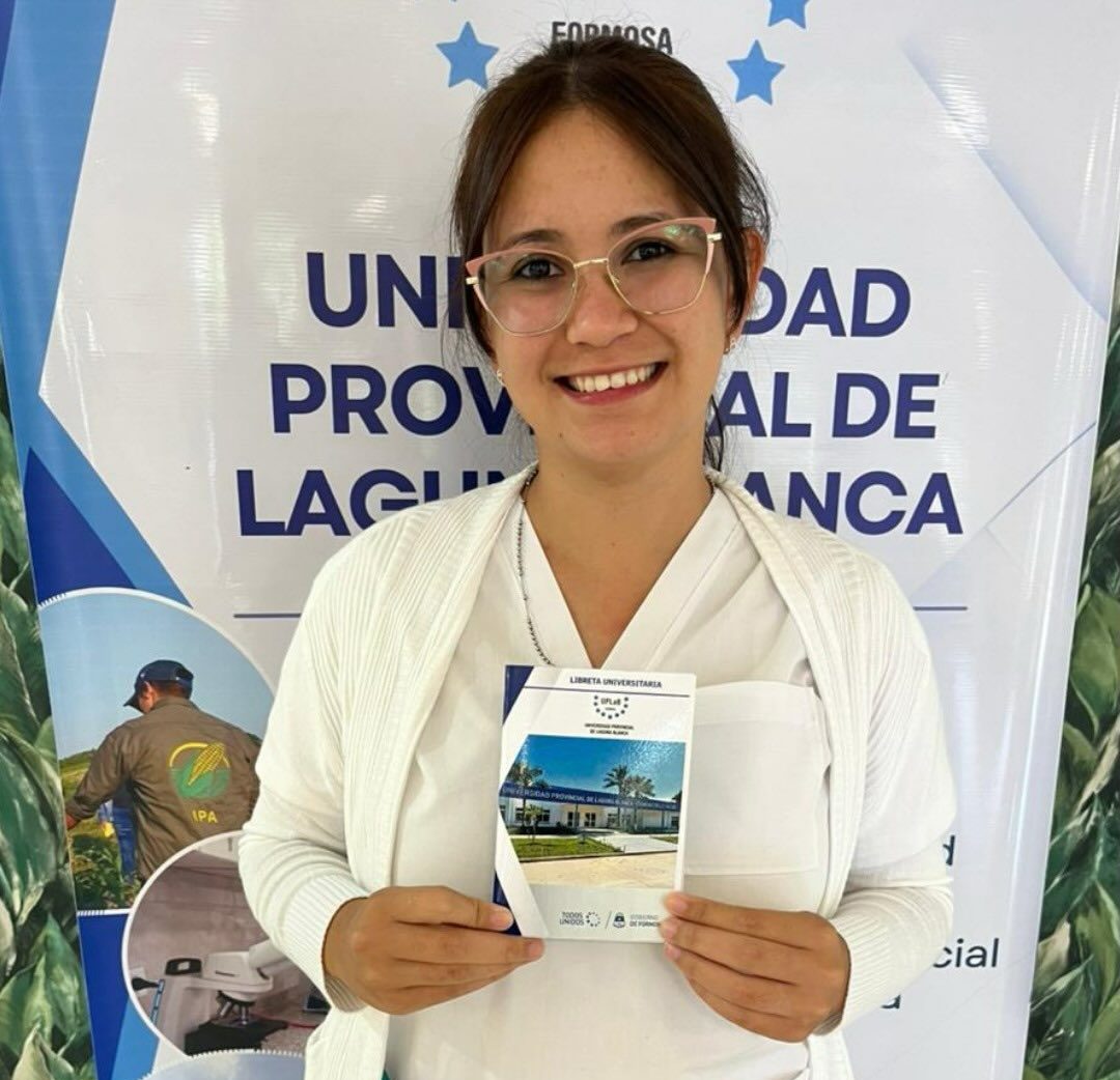 Nuevos graduados en la Universidad Provincial de Laguna Blanca