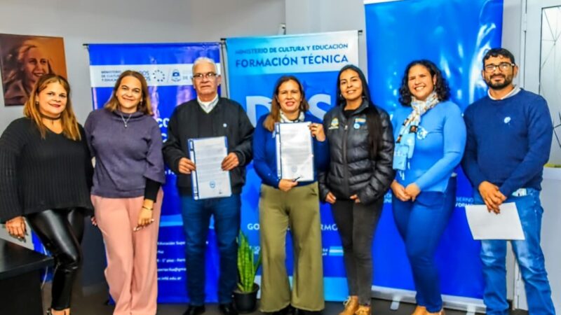 Firman acuerdo para fortalecer la formación de futuros profesionales del turismo formoseño