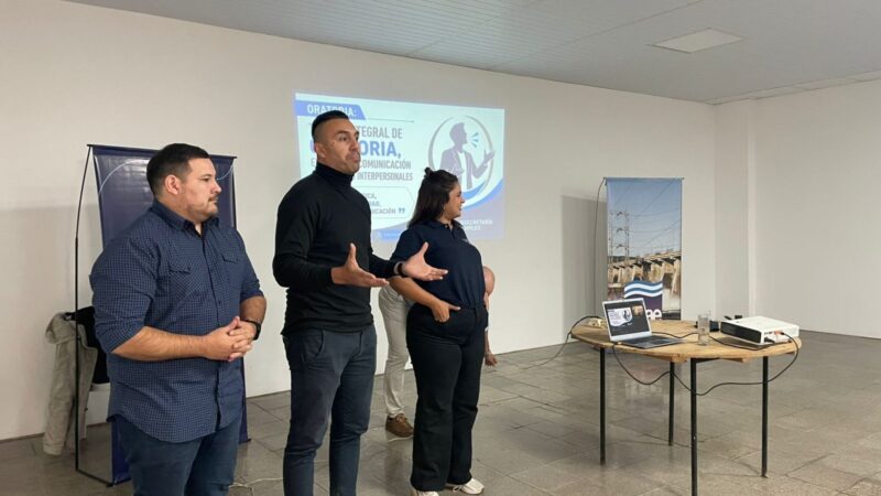Comenzó el Taller Integral de Oratoria gratuito para fortalecer las habilidades comunicativas en el ámbito laboral