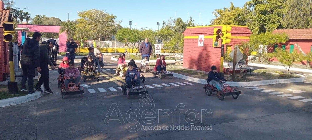 Con múltiples propuestas, comenzó la colonia de vacaciones de invierno en el Paraíso de los Niños