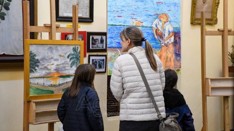Se inauguró la muestra de arte “Corazón de Río” de Claudia Belloni