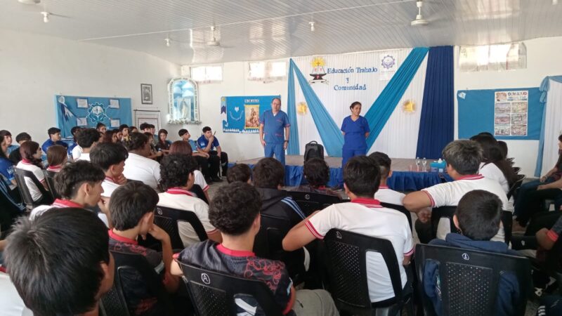 Clorinda: El centro de salud “El Porteño” capacitó a alumnos y docentes en primeros auxilios
